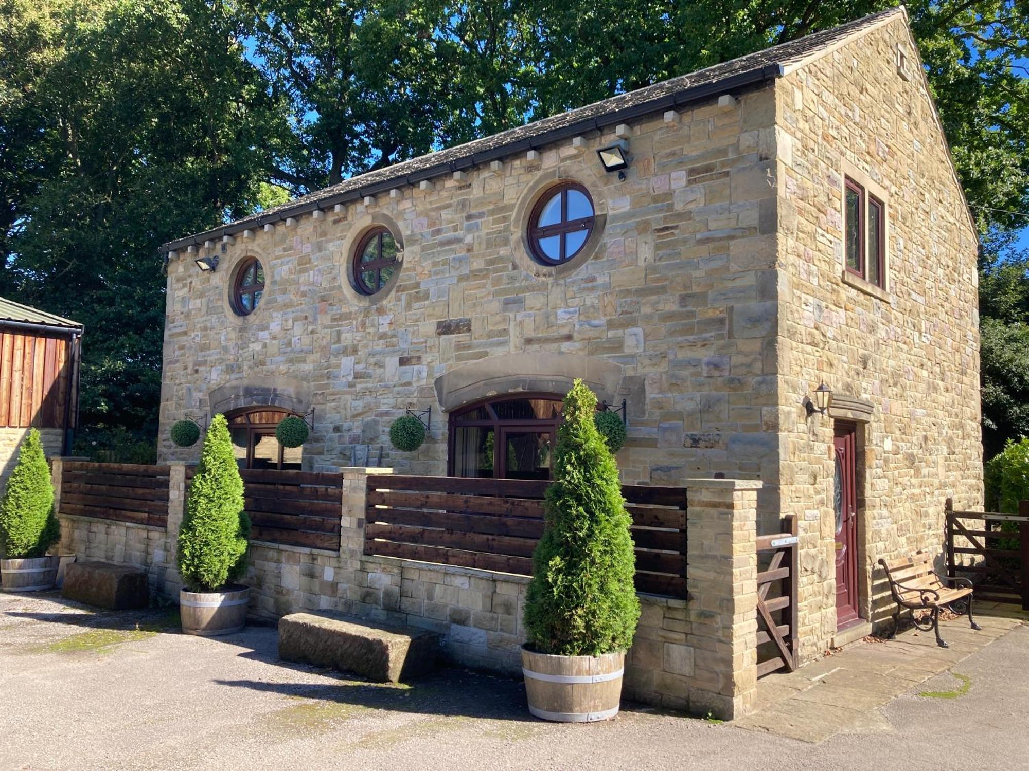 Stylish Ground Floor Apartment At Pingle Nook Farm Denby Dale Exterior foto